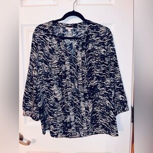 Talbots Black and White Patterned Top Large Petite